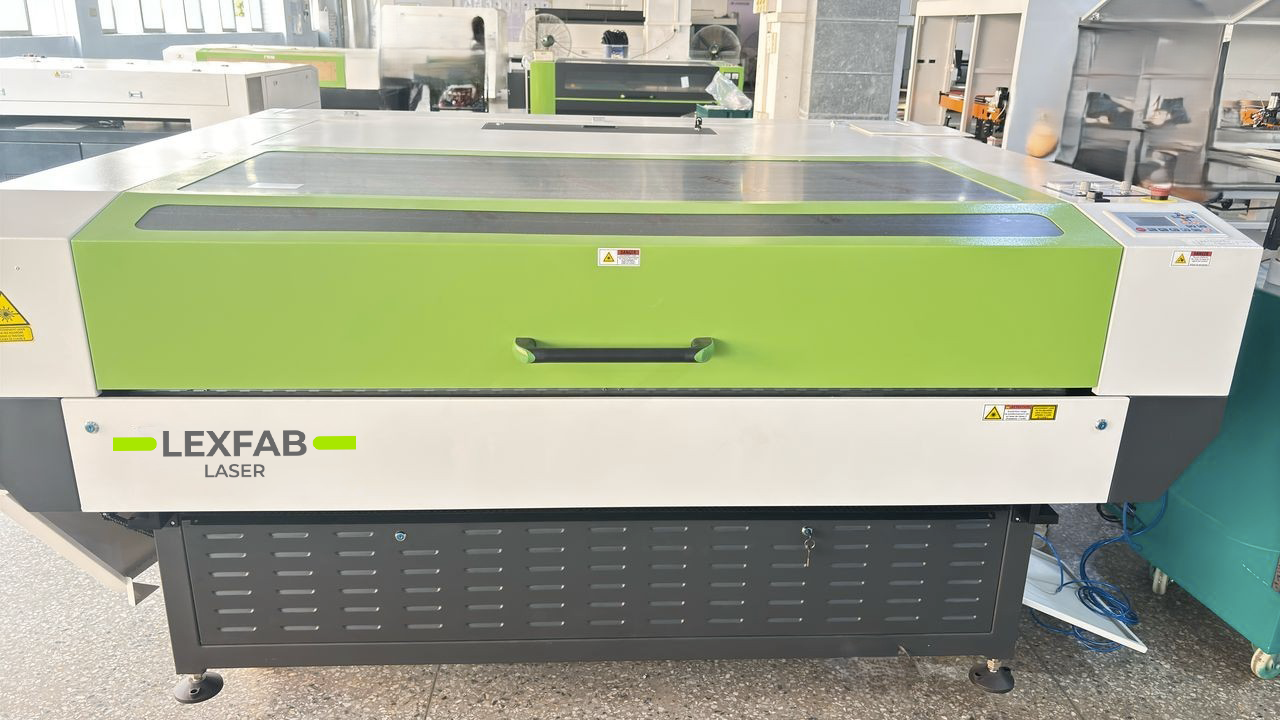 LEXFAB LASER - Machine Spéciale pour Textiles et Matériaux Souples – Image 2